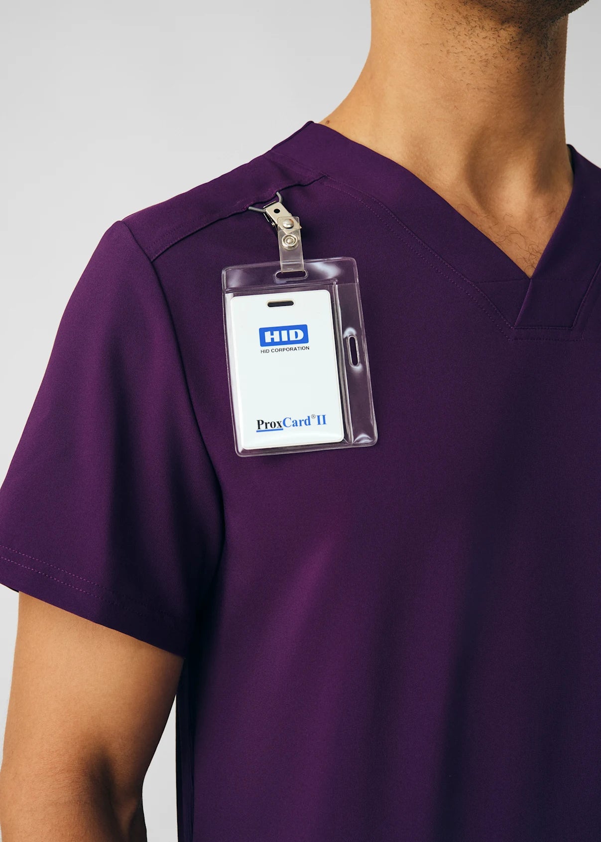 Polera Clínica Hombre Forward LT110 Morado Eggplant