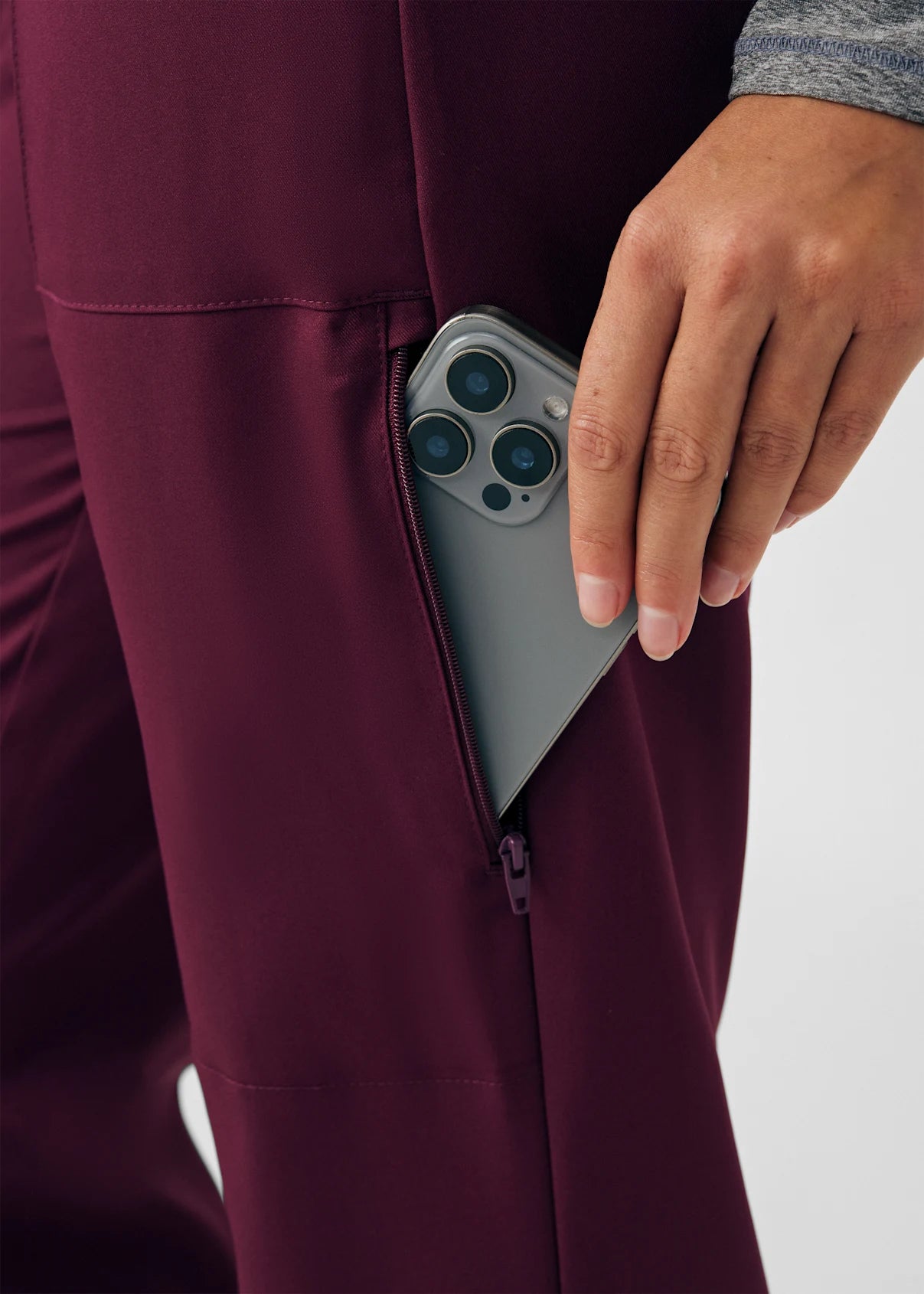 Pantalón Clínico Mujer Vibe WB421 Burdeo