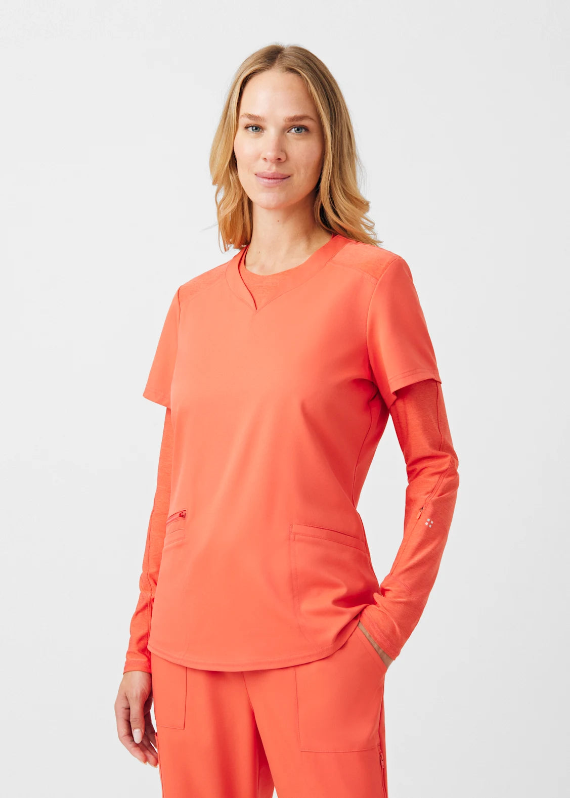 Polera Clínica Mujer Vibe WT121 Coral Sunset