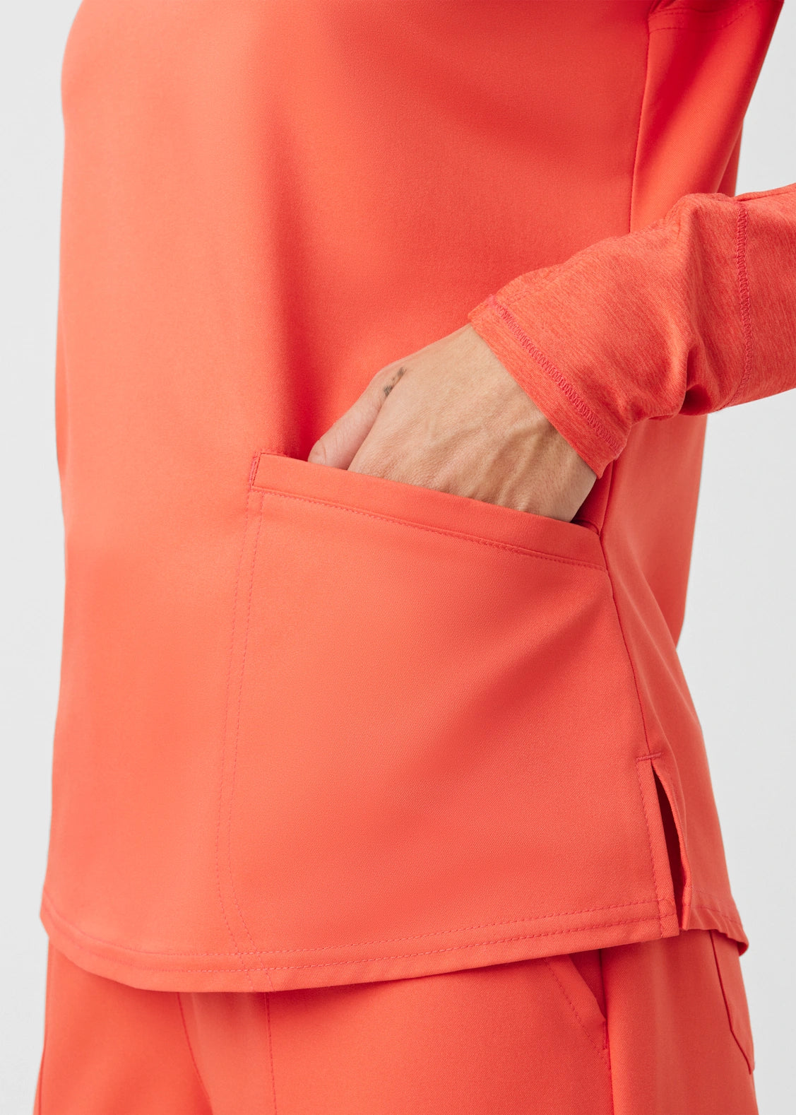 Polera Clínica Mujer Vibe WT121 Coral Sunset