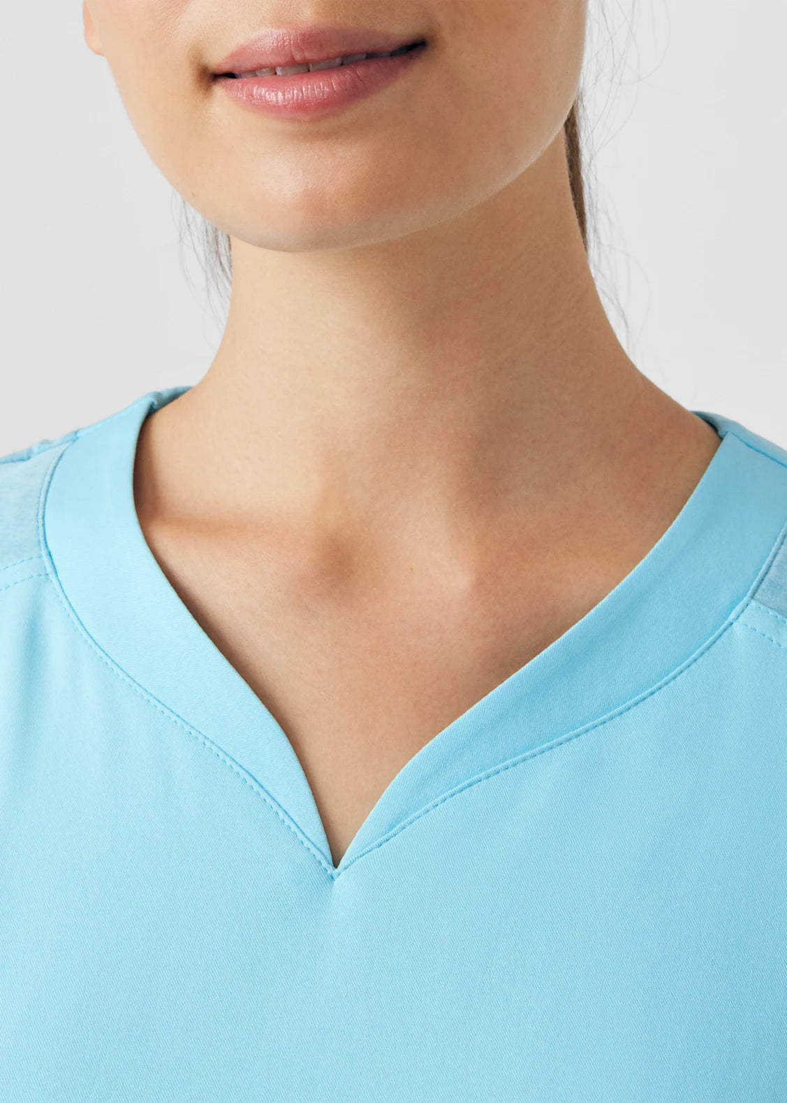 Polera Clínica Mujer Vibe WT121 Island Blue